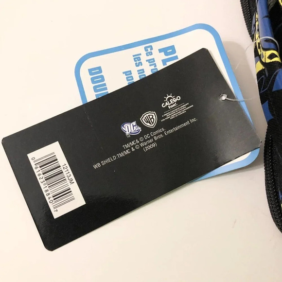 Batman Lunch Bag and The Return of the Joker Mystery of the Batwoman DVD - Picture 13 of 16